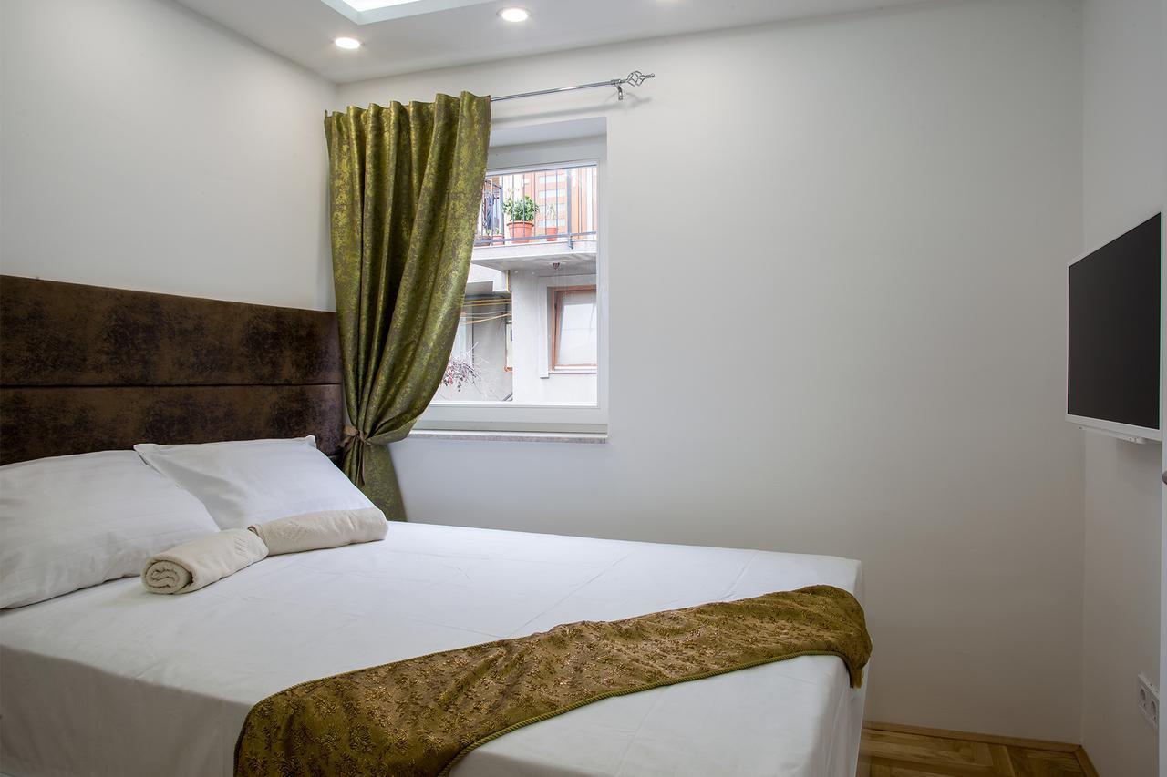 Guest House Hendek SJJ Buitenkant foto